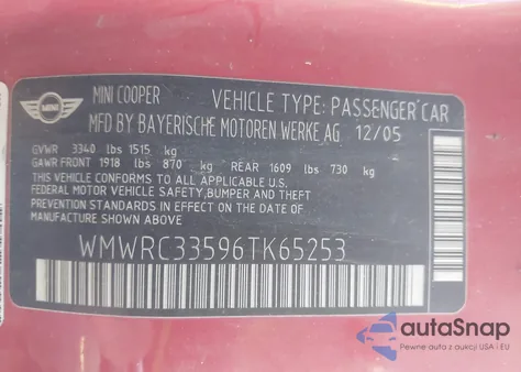 2006 Mini Cooper z USA, uszkodzony, nr VIN WMWRC33596TK65253